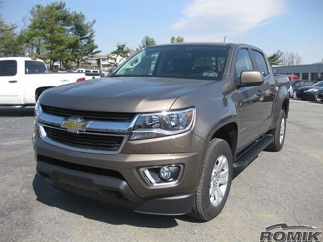 chevy colorado with running boards