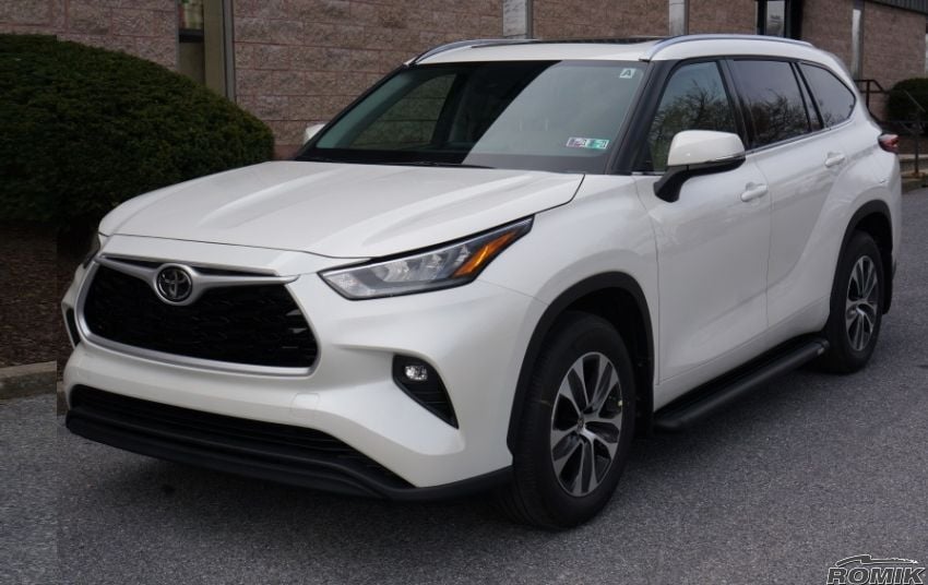 2021 toyota highlander xle running shop boards