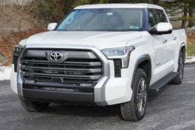 Toyota Tundra Crew Max "DRP" Running Boards Romik® ROB-T Side Steps (2022 - Present)
