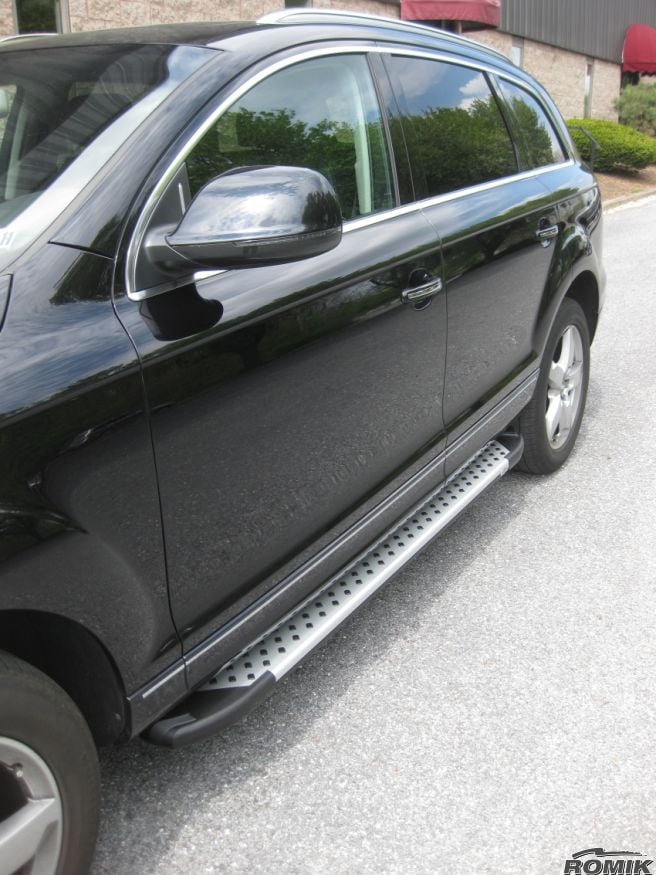 Audi Q7 Romik RAL Series Running Boards Silver