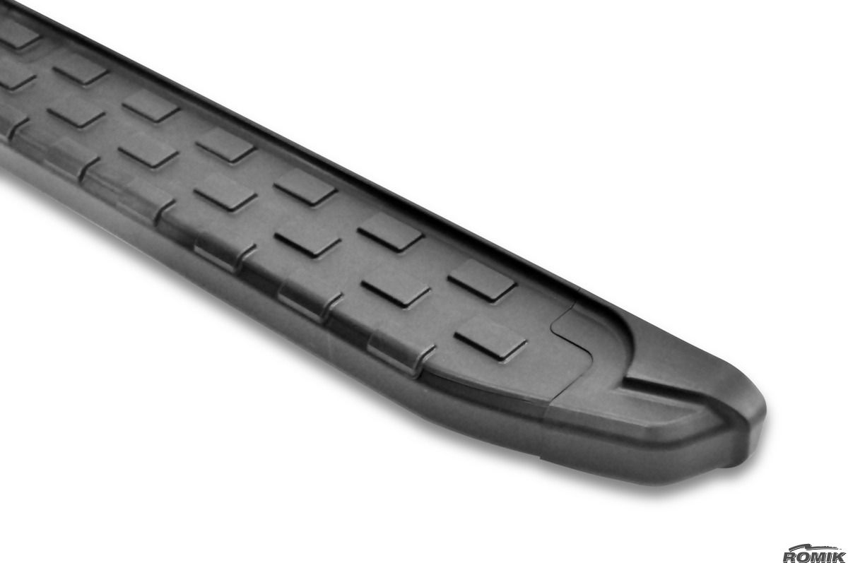 Toyota Tundra 2022 Romik Running Boards