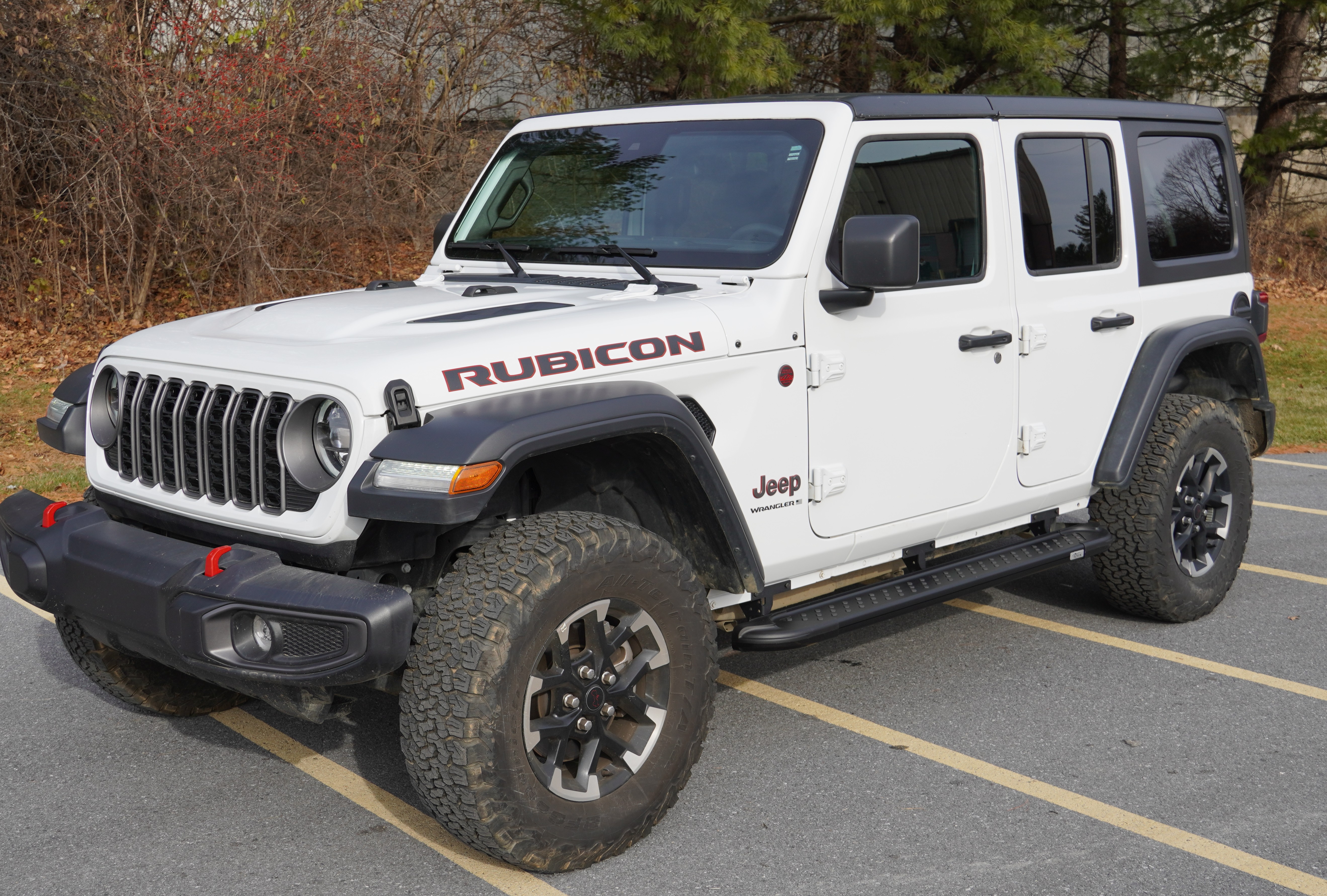 Romik Running Boards for the Jeep Wrangler. Now with "DRP" brackets!